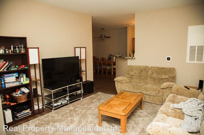 Building Photo - 1 br, 1 bath House - 760 Walker Sq, Apt #2C