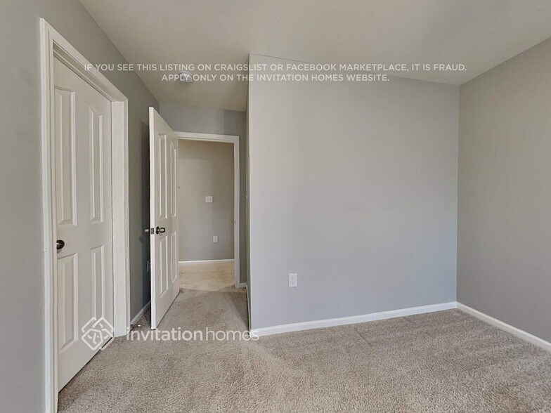 Building Photo - 341 Hunslet Cir