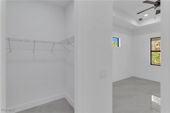 Building Photo - 3211 41st St W