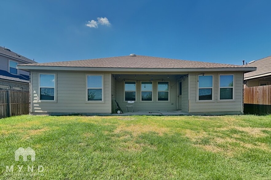 Building Photo - 9100 Zubia Ln