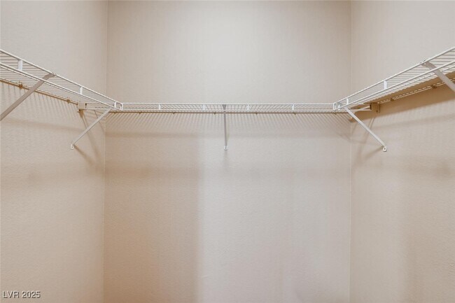 Building Photo - 7255 W Sunset Rd