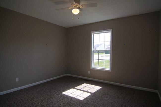 Building Photo - 3 Bedroom Pet Friendly Home For Rent Near ...
