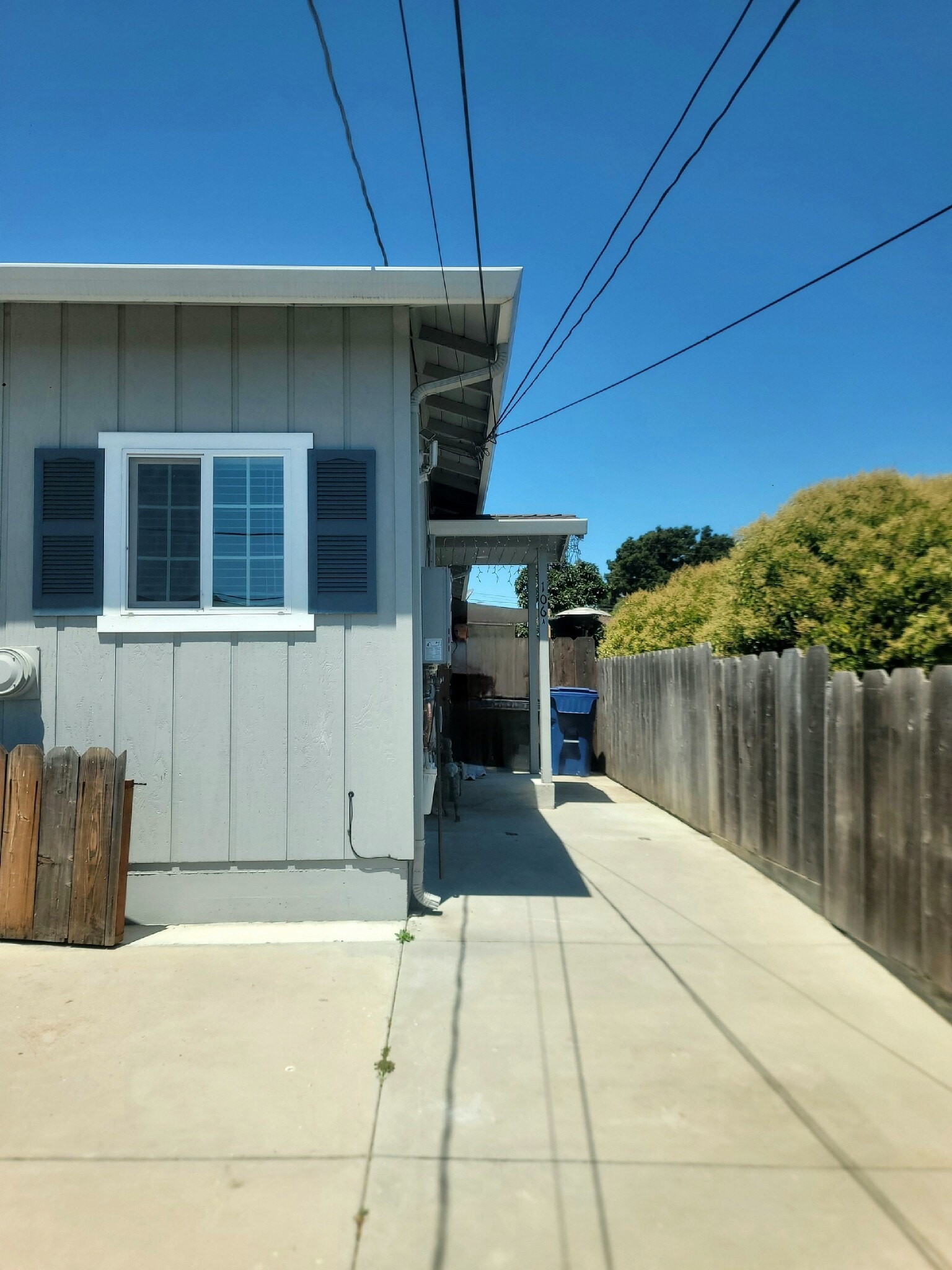 Building Photo - 106 Hillside Ave
