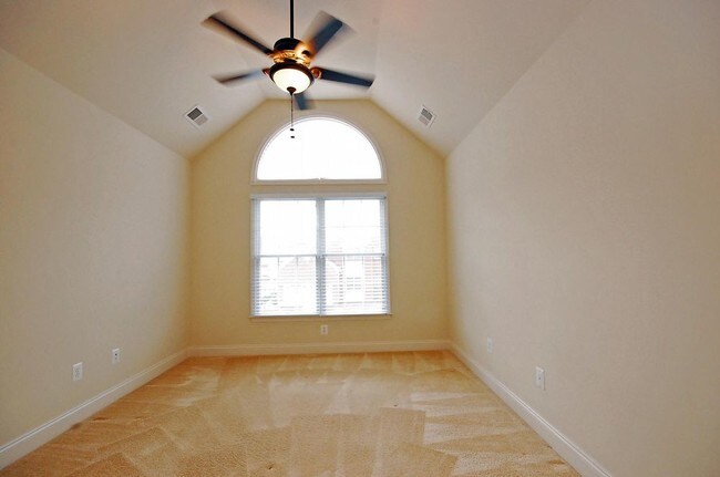 Building Photo - 42910 Nokes Corner Ter