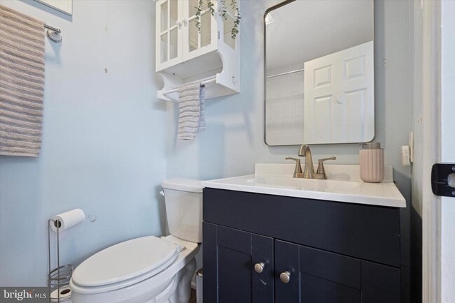 Building Photo - 246 Fitzwater St