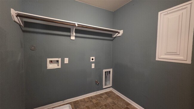 Building Photo - 2662 Magnolia Fair Way