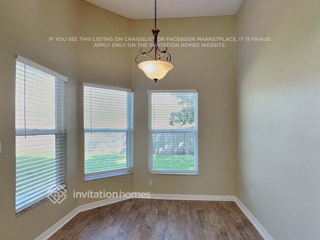 Building Photo - 1009 Aviles Ct