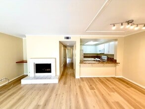 Building Photo - 1157 Via Montoya