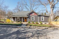 Building Photo - Updated Craftsman Cottage in West Asheville