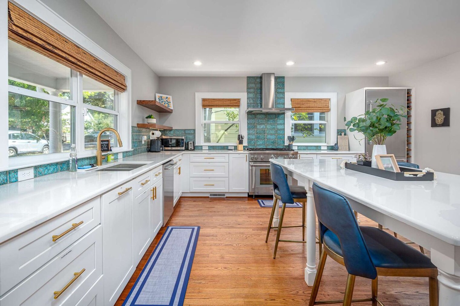 Building Photo - 211 Hargrove St