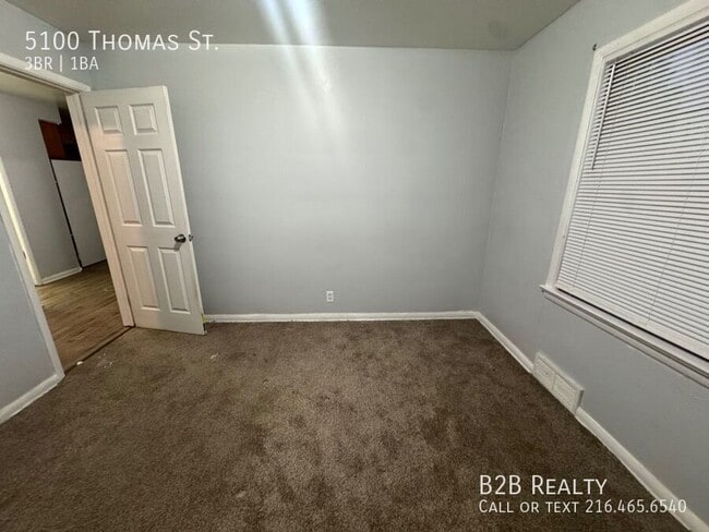 Building Photo - 5100 Thomas St