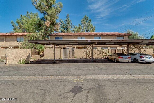 Building Photo - 1042 S Mariana St