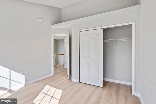 Building Photo - 43064 Shadow Terrace