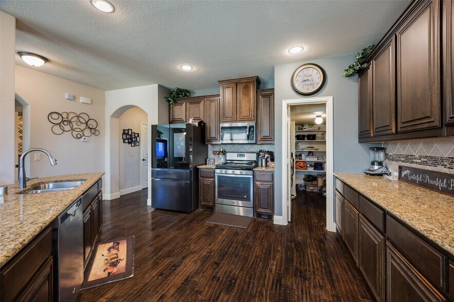 Building Photo - 1716 Grady Ln