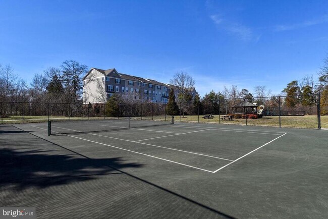Building Photo - 45740 Winding Branch Terrace