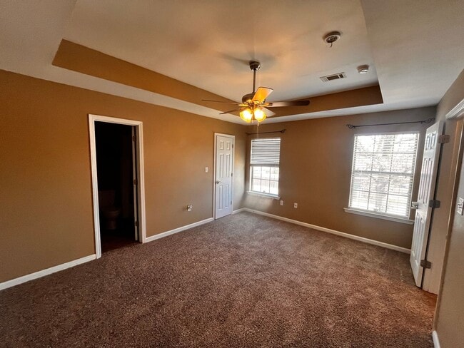 Building Photo - 3/2 in Sherwood