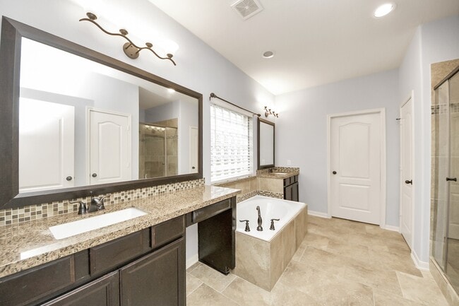 Building Photo - 20714 S Blue Hyacinth Dr