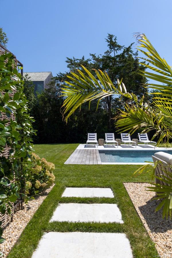 Building Photo - 48 Middle Pond Rd