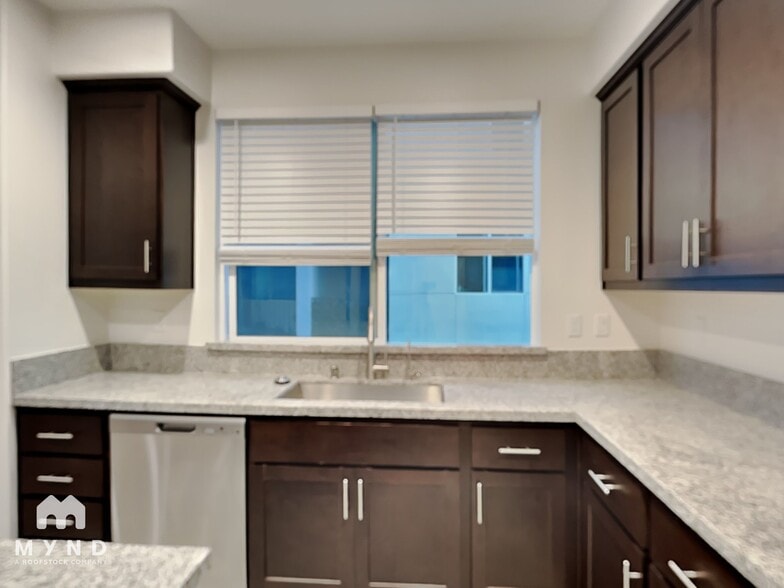 Building Photo - 1634 Portside Way