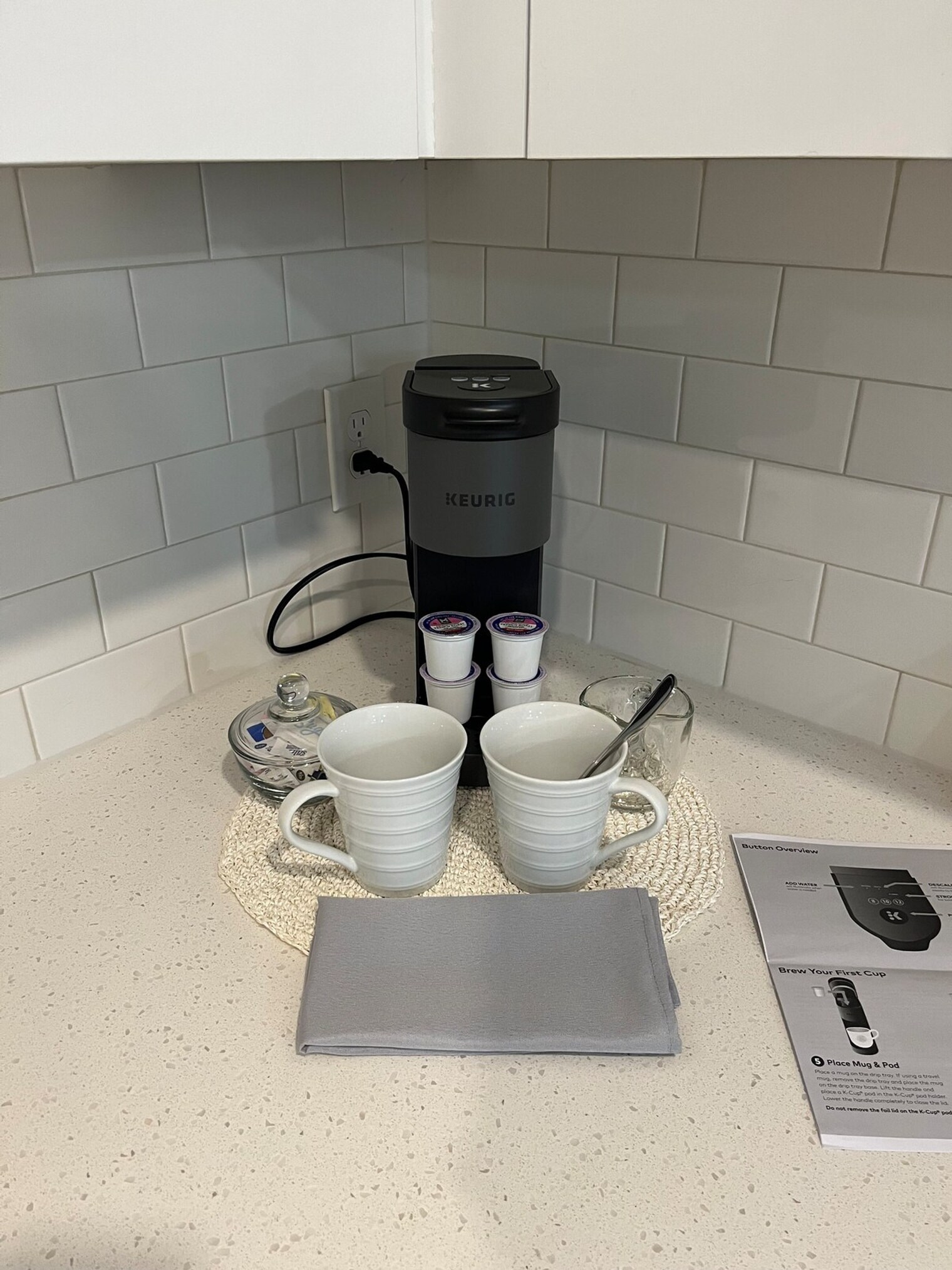 Building Photo - 853 Saddle Ridge Rd