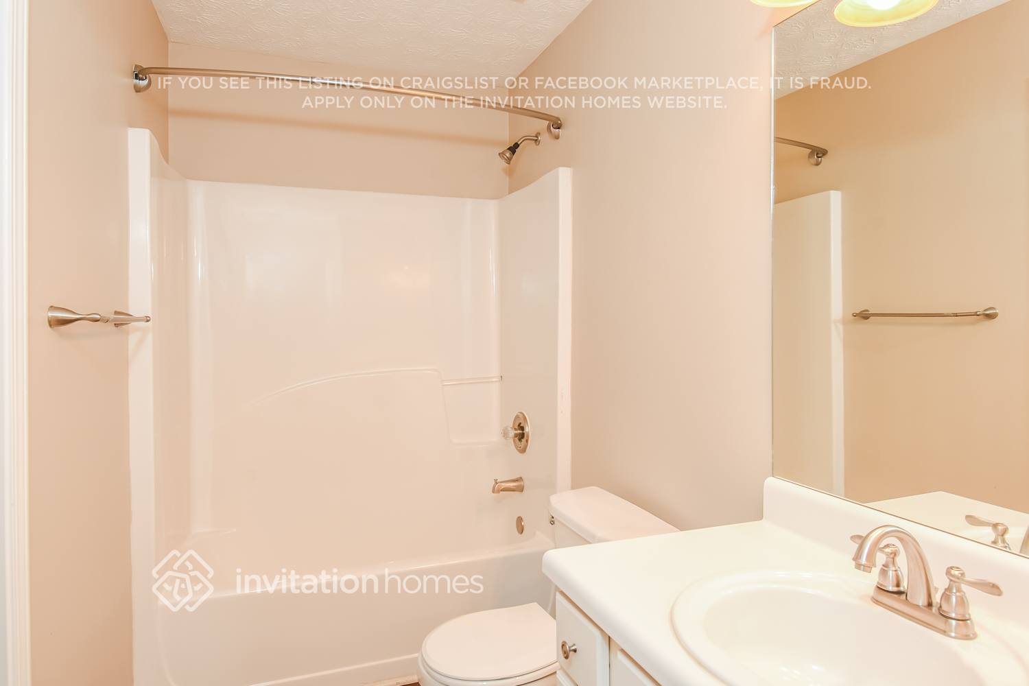 Building Photo - 1607 Eagle Dr