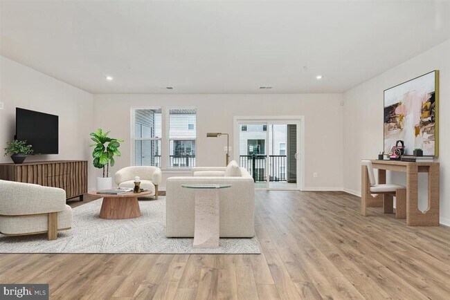 Building Photo - 44485 Wolfhound Sq