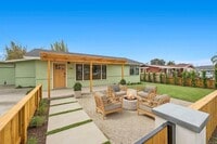 Building Photo - 1061 Buena Vista Way
