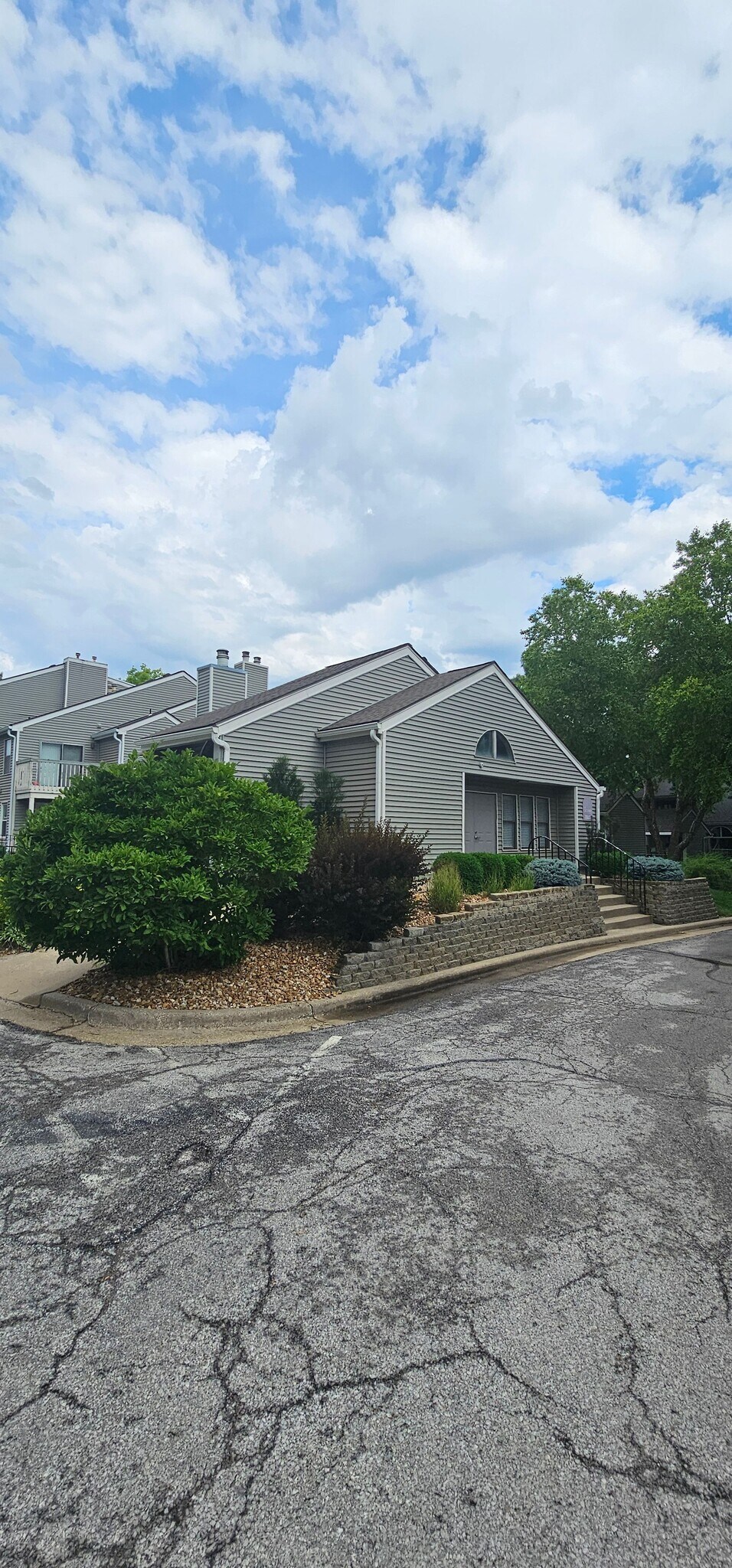 Building Photo - 8793 W 106th Ter