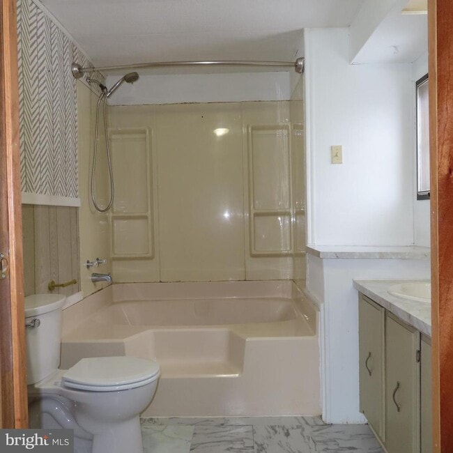 Building Photo - 5687 2nd St