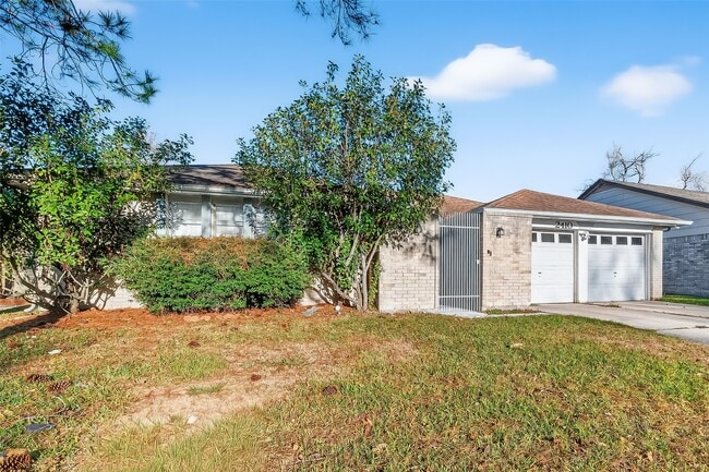 Building Photo - 2410 Colonial Ridge Dr