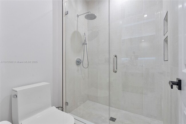 Building Photo - 9830 NW 86th Terrace