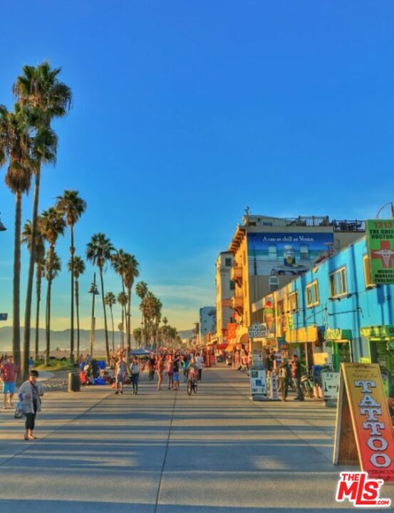 Building Photo - 1837 11th St