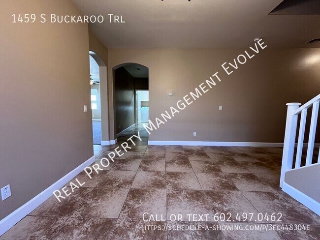 Building Photo - 1459 S Buckaroo Trail
