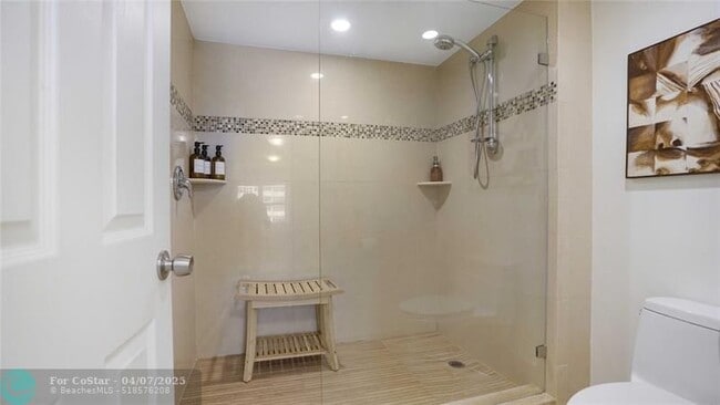 Building Photo - 3900 Galt Ocean Dr