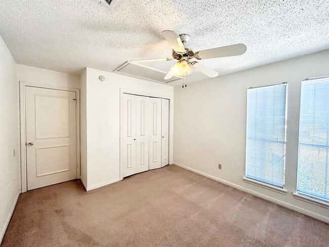 Building Photo - 14802 Chetland Pl Dr