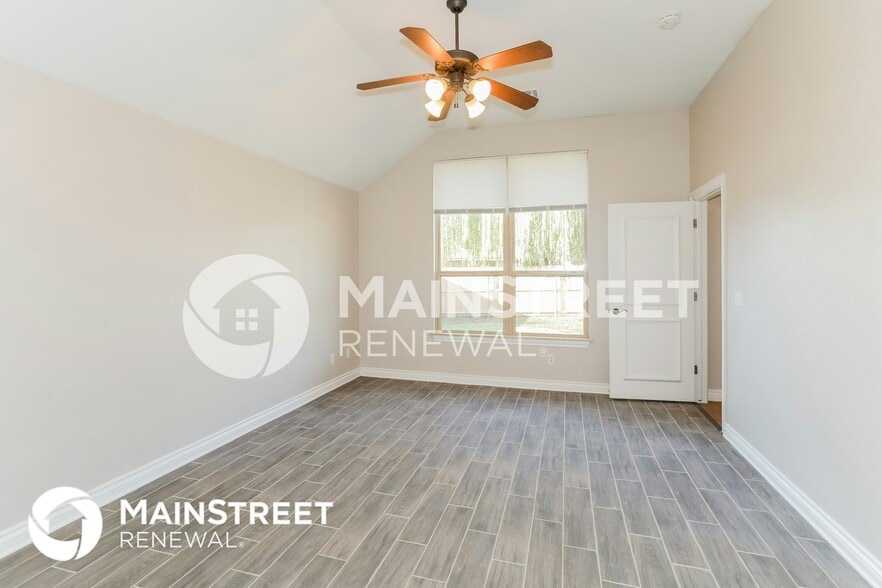 Building Photo - 4604 NW 162nd Ct