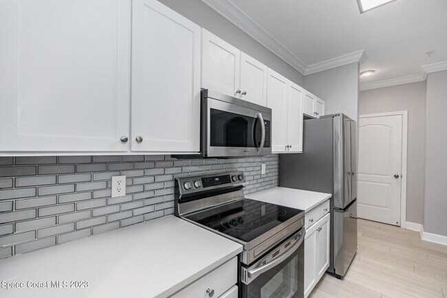 Building Photo - 6421 Borasco Dr