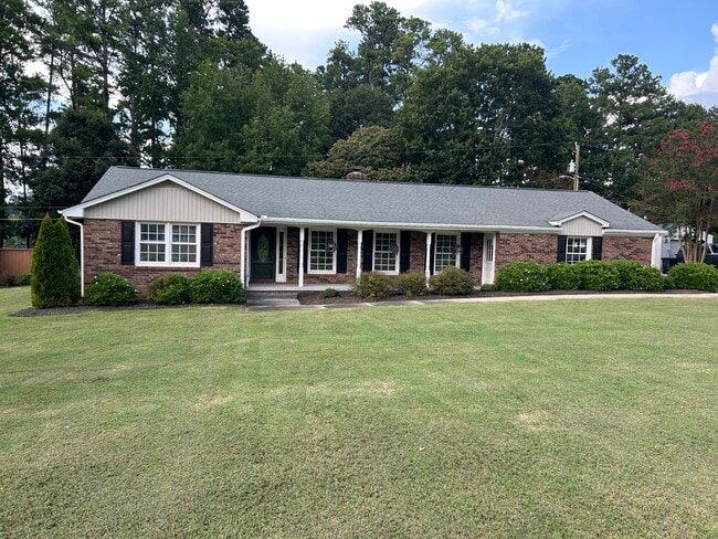 Building Photo - 406 Arcadia Dr