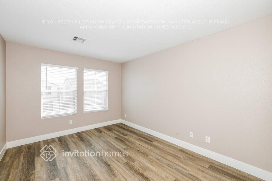 Building Photo - 207 Malcolm St