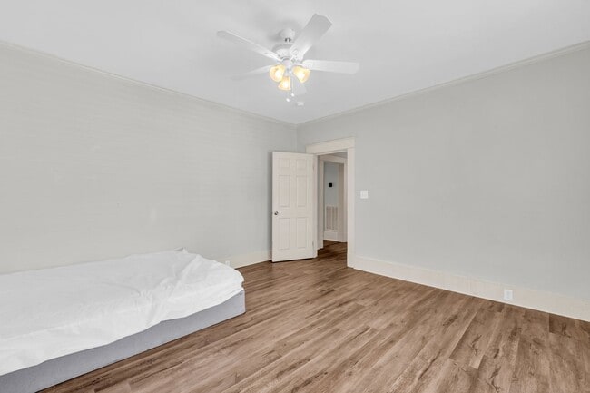 Building Photo - Renovated 3 Bedroom 3.5 Bath Home for Rent!