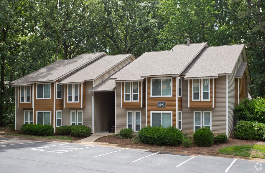 Primary Photo - The Overlook Sandy Springs