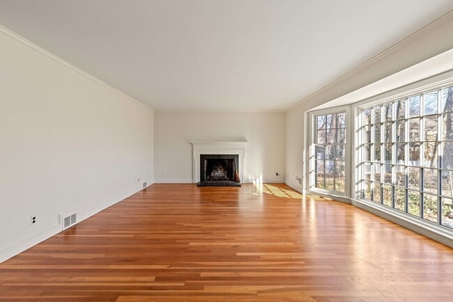 Building Photo - 68 Westgate