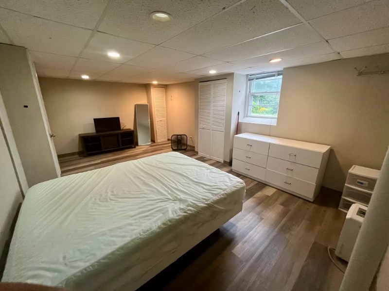 Building Photo - 415 Clark St