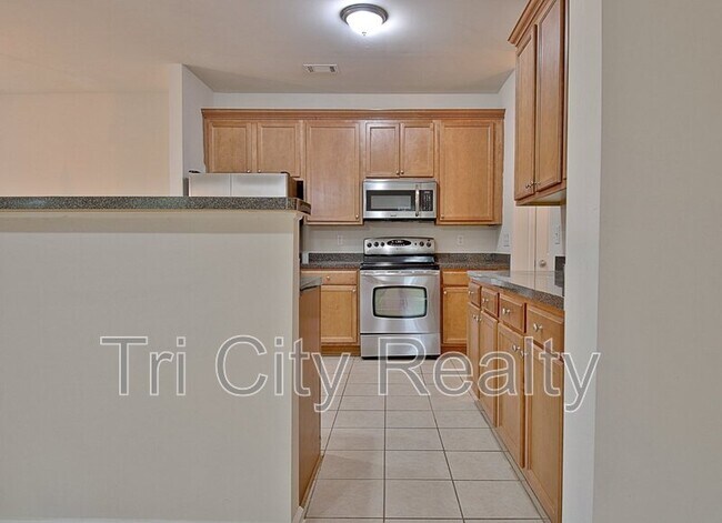 Building Photo - 111 Covington Terrace
