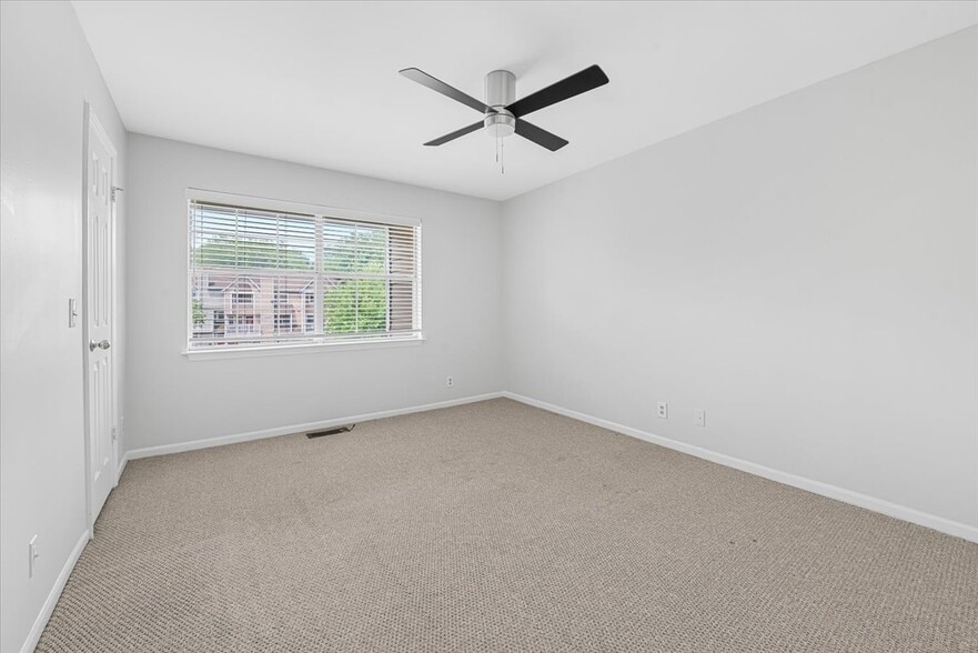 Building Photo - 5820 Inman Park Cir