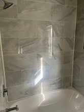 Building Photo - 1370 E 22nd Ave