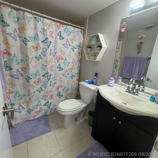 Building Photo - 5741 Riverside Dr