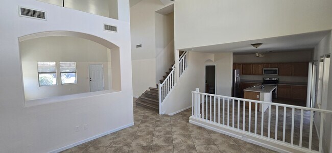 Building Photo - 2611 W Gypsum Ave