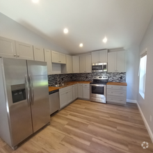 Building Photo - 3640 Catalina Dr