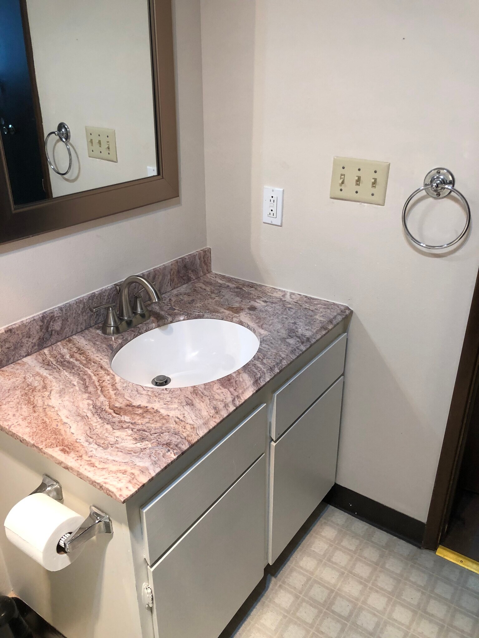 Building Photo - 4174 Marian Ct